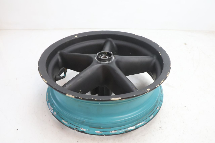 photo de FRONT WHEEL RIM MBK BOOSTER SPIRIT 50 (1999 - 2003) - Technical close-up