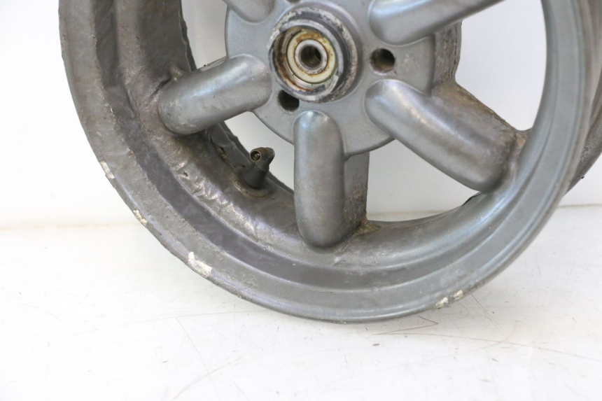 photo de FRONT RIM MBK BOOSTER SPIRIT 50 (1996 - 1999) - Fixing points details