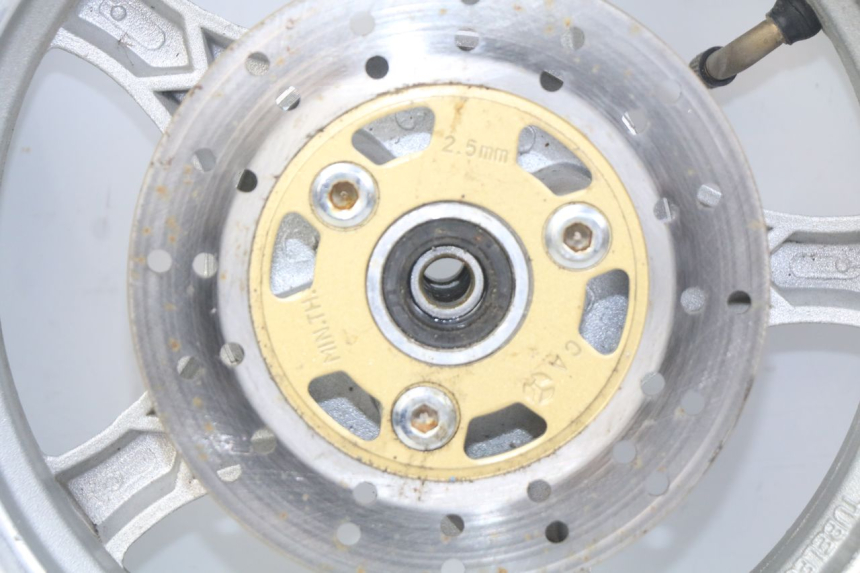 photo de FRONT WHEEL RIM BAOTIAN BT 49 QT-9 50 (2006 - 2010) - Additional view of the item