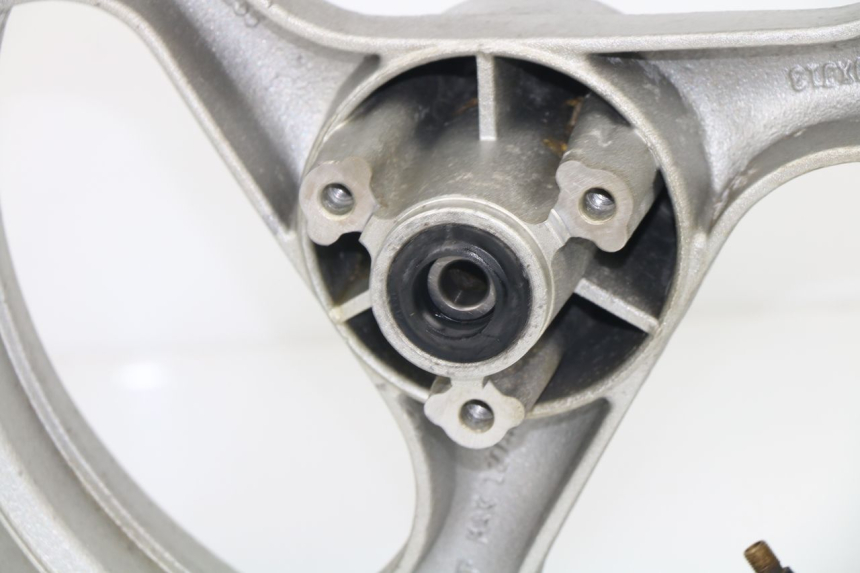 photo de FRONT RIM BAOTIAN BT SPEEDROAD 125 (2008 - 2012) - Alternative perspective