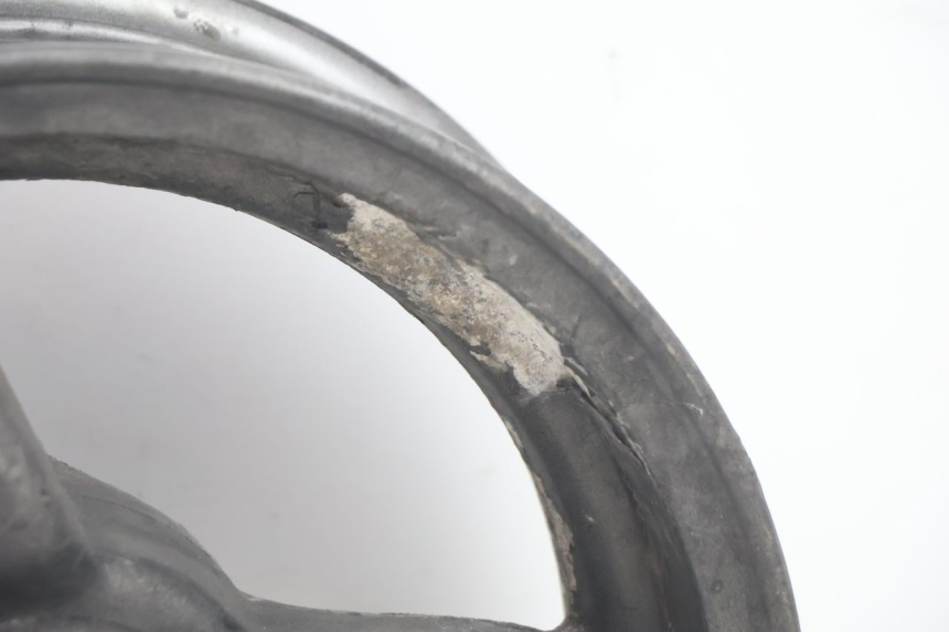 photo de FRONT WHEEL PEUGEOT BUXY 50 (1993 - 1998) - Technical close-up