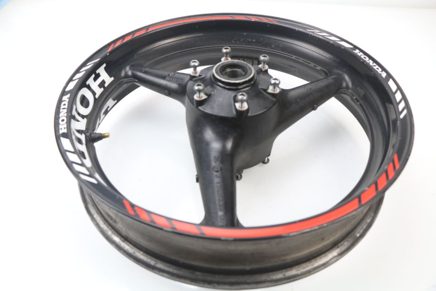 photo de FRONT RIM HONDA CBR 929 RR FIREBLADE 900 (2000 - 2001) - Technical close-up