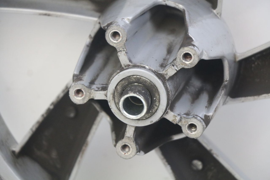 photo de FRONT WHEEL PEUGEOT CITYSTAR AIR 125 (2014 - 2017) - Additional view of the item