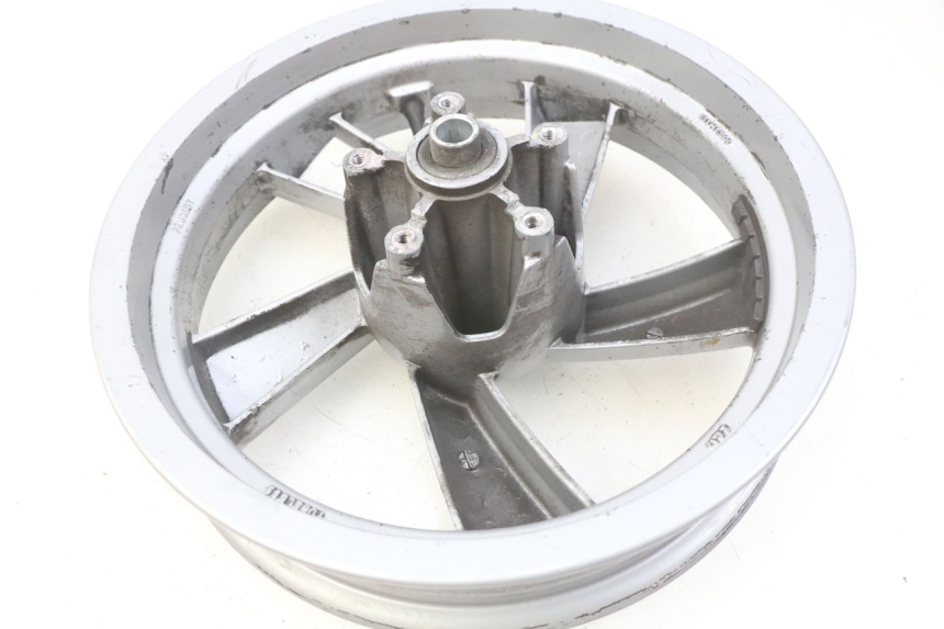 photo de FRONT WHEEL RIM PEUGEOT CITYSTAR 125 (2011 - 2017) - Distinctive features