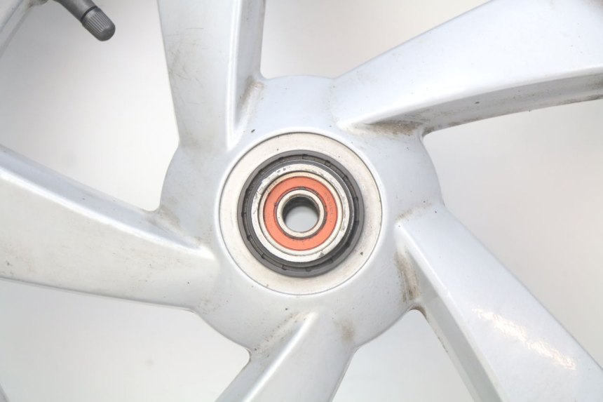photo de FRONT WHEEL PEUGEOT CITYSTAR 50 (2013 - 2017) - Markings and original references