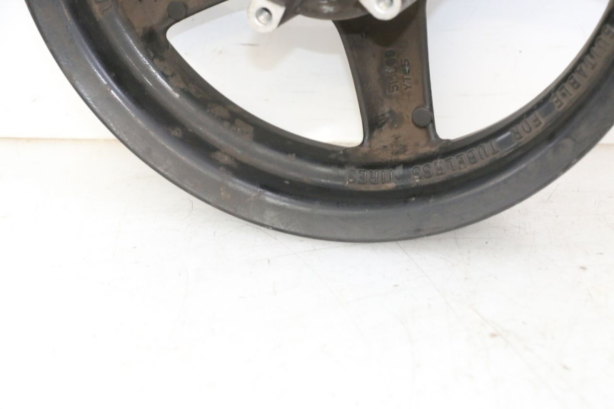 photo de FRONT RIM YAMAHA CYGNUS X INJECTION 125 (2007 - 2013) - Additional view of the item