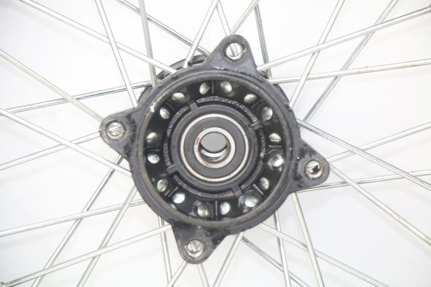 photo de FRONT WHEEL LONCIN DIRT BIKE 125 - Surface and material condition