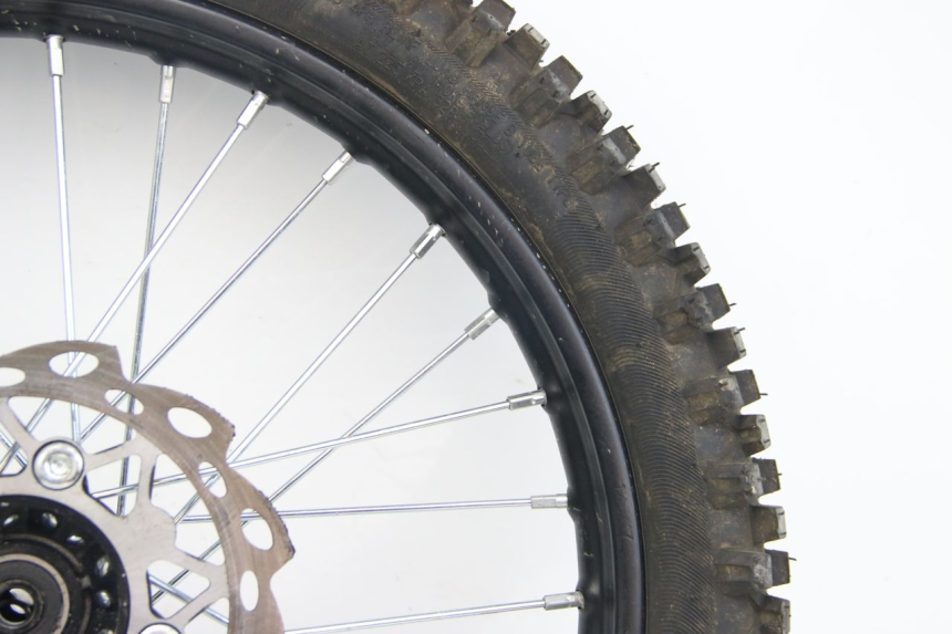 photo de FRONT WHEEL CCR DIRT BIKE 125 - Surface and material condition