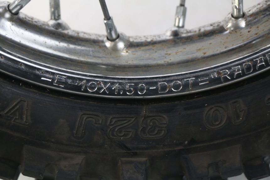 photo de FRONT RIM DERBI DIRT BOY 4T 50 - Fixing points details