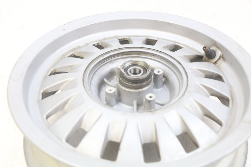 photo de FRONT WHEEL PEUGEOT DJANGO 4T 50 (2014 - 2019) - Technical close-up