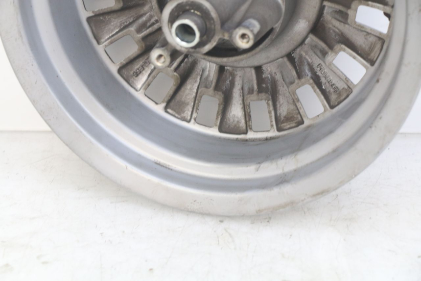 photo de FRONT WHEEL PEUGEOT DJANGO 4T 50 (2014 - 2019) - Surface and material condition