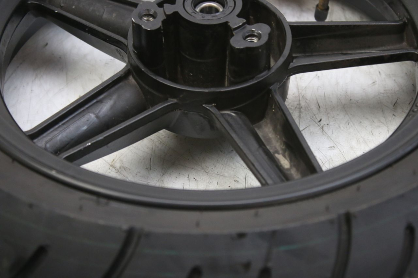 photo de FRONT WHEEL WAYSCRAL E-SPEED 1 (2022 - 2024) - Surface and material condition