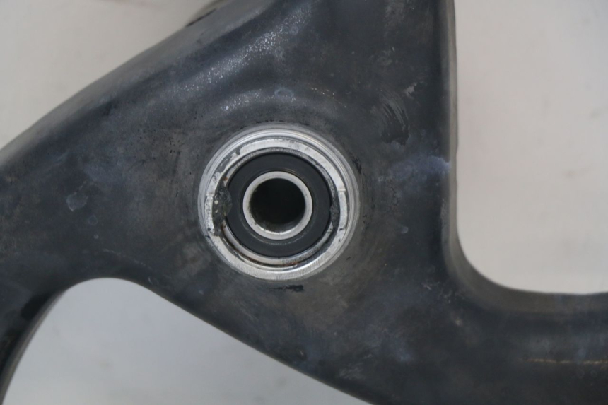 photo de FRONT WHEEL RIM PEUGEOT ELYSTAR 50 (2002 - 2014) - Alternative perspective