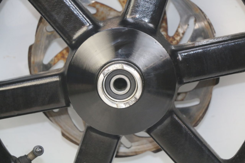 photo de FRONT WHEEL RIM KEEWAY F-ACT FACT 50 (2006 - 2011) - Component zoom