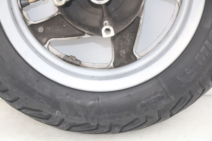 photo de FRONT WHEEL HONDA FES PANTHEON 2T 125 (1998 - 2002) - Surface and material condition
