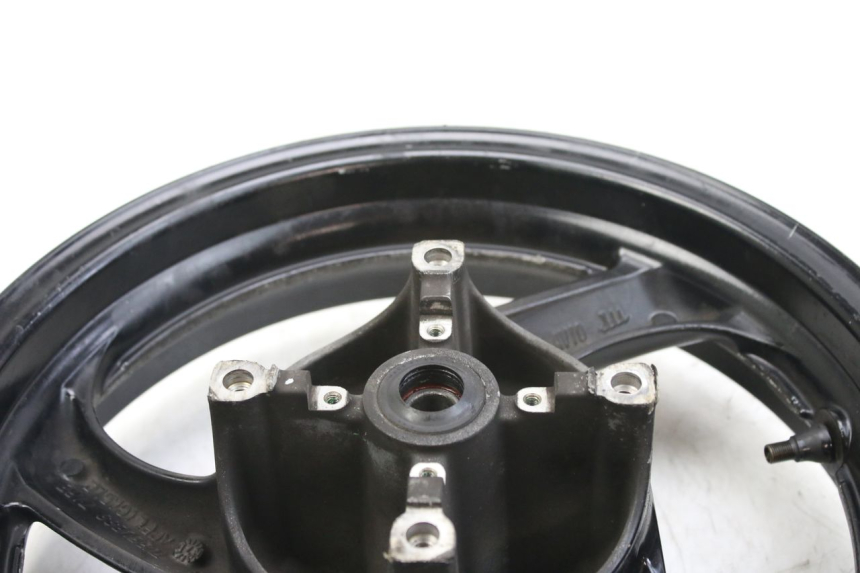 photo de FRONT WHEEL RIM HONDA FES S-WING SWING ABS 125 (2007 - 2015) - Alternative perspective