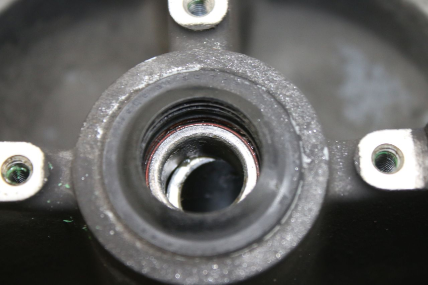 photo de FRONT WHEEL RIM HONDA FES S-WING SWING ABS 125 (2007 - 2015) - Technical close-up