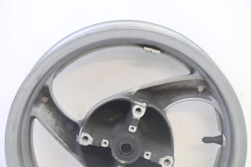 photo de FRONT WHEEL RIM HONDA FES S-WING SWING ABS 125 (2007 - 2015) - Fixing points details