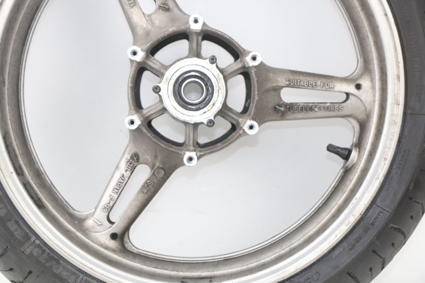 photo de FRONT WHEEL RIM YAMAHA FJR ABS 1300 (2006 - 2012) - High-resolution close-up