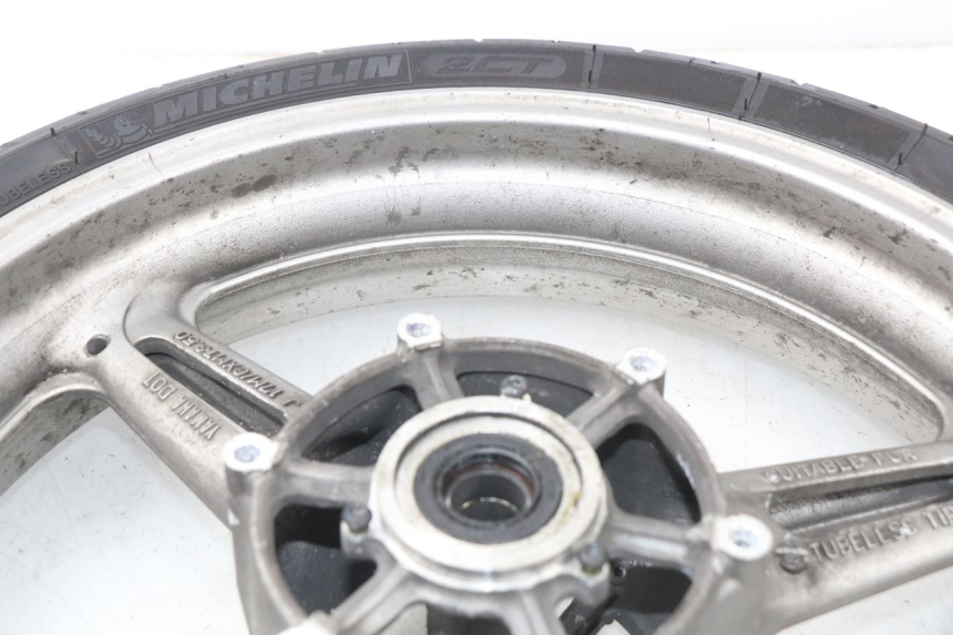 photo de FRONT WHEEL RIM YAMAHA FJR ABS 1300 (2006 - 2012) - Fixing points details