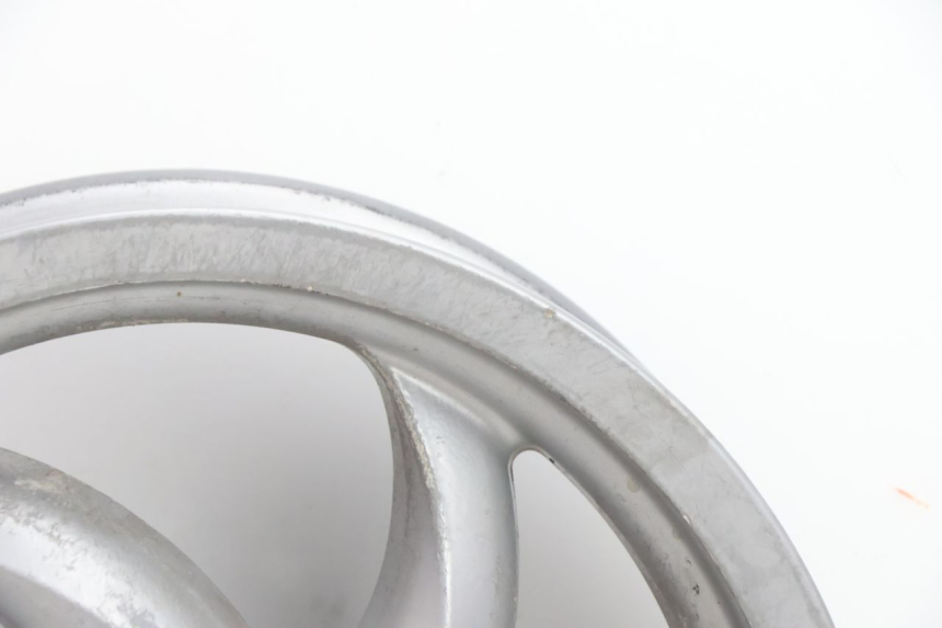 photo de FRONT WHEEL PIAGGIO FLY 2T 50 (2004 - 2017) - Fixing points details