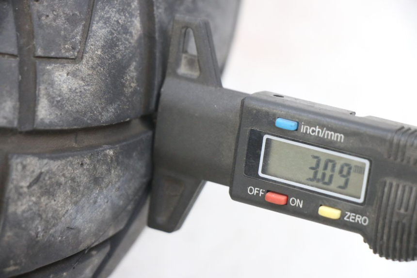 photo de FRONT WHEEL PIAGGIO FLY 125 (2005 - 2012) - Alternative perspective