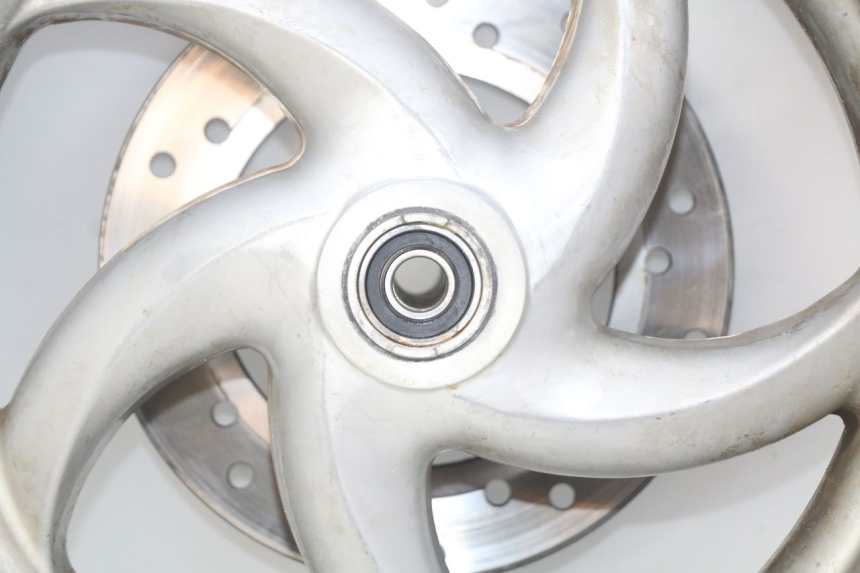 photo de FRONT WHEEL RIM PIAGGIO FLY 100 (2006 - 2010) - Additional view of the item