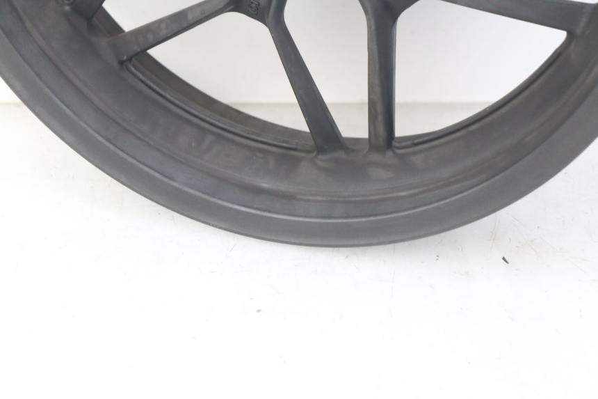 photo de FRONT WHEEL RIM HONDA FORZA 125 (2015 - 2016) - Surface and material condition