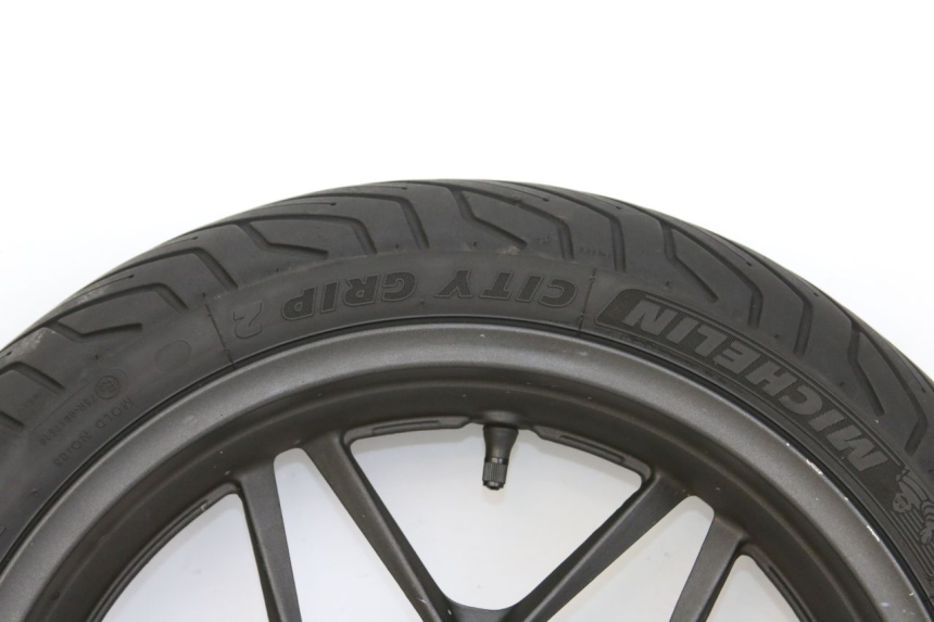 photo de FRONT WHEEL RIM HONDA FORZA 125 (2015 - 2016) - Surface and material condition
