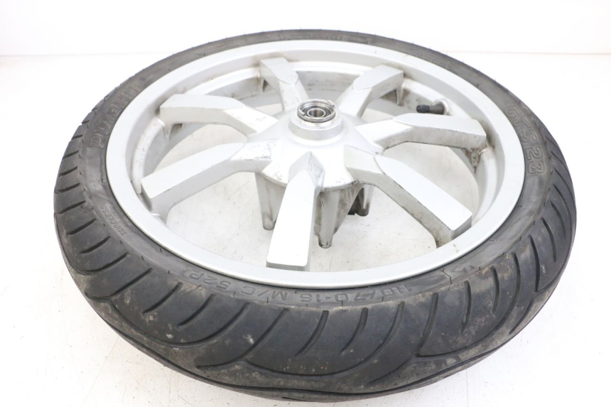 photo de FRONT RIM PEUGEOT GEOPOLIS RS 125 (2007 - 2009) - Fixing points details