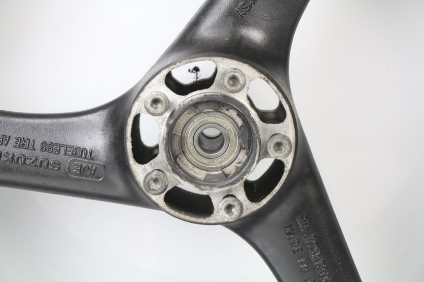 photo de FRONT RIM SUZUKI GSF N BANDIT 600 (1996 - 1999) - Detailed visual inspection