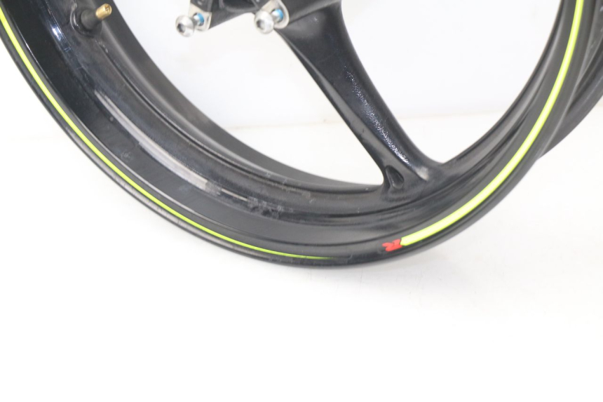 photo de FRONT RIM SUZUKI GSX-R GSXR K16 1000 (2012 - 2016) - Surface and material condition