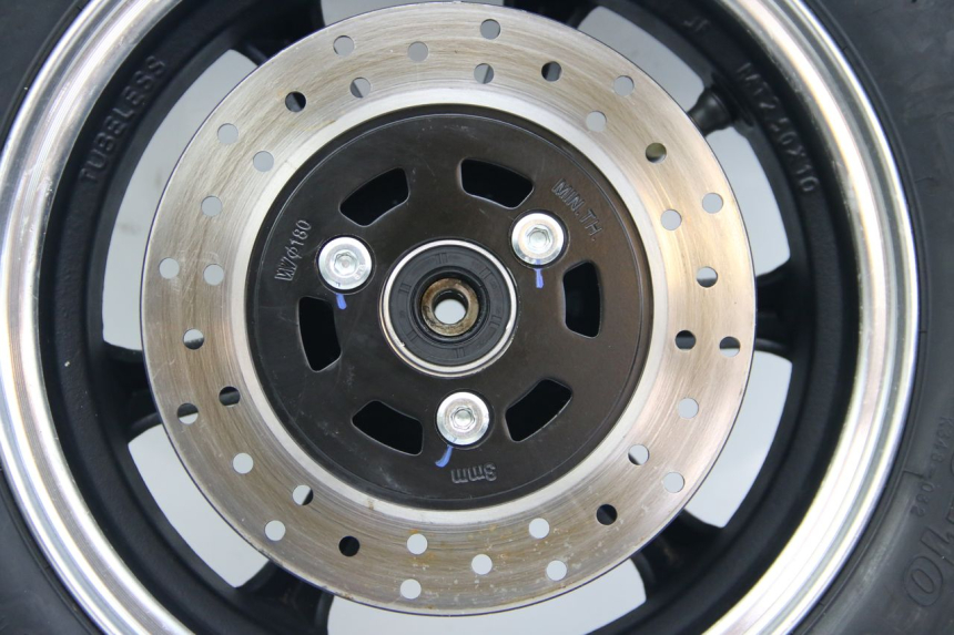 photo de FRONT WHEEL RIM JM MOTORS GT LINE 4T 50 (2021 - 2023) - Supplementary product photo