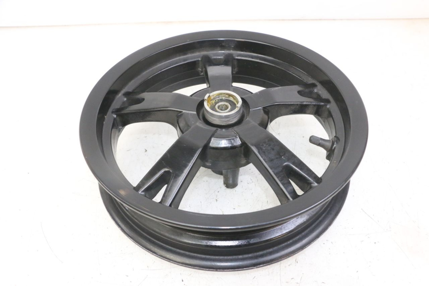 photo de FRONT WHEEL RIM PEUGEOT KISBEE 4T 50 (2018 - 2022) - Alternative angle