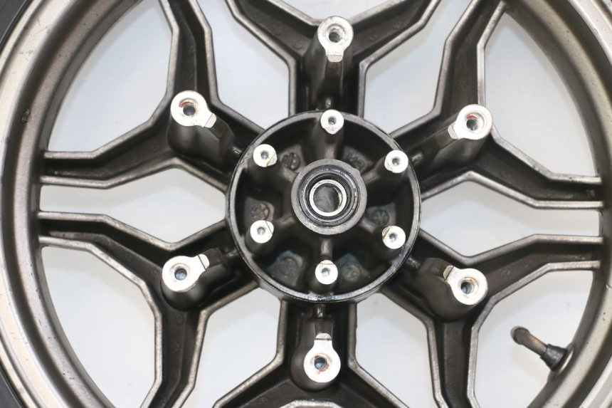 photo de FRONT WHEEL KYMCO X-TOWN XTOWN 125 (2016 - 2021) - Component zoom