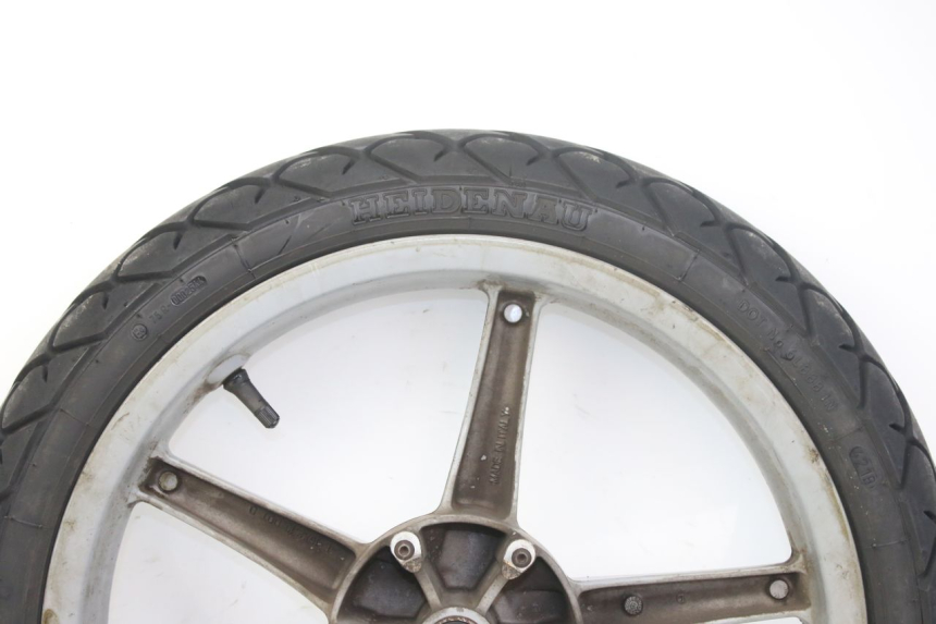 photo de FRONT WHEEL PIAGGIO LIBERTY 4T 50 (2004 - 2008) - Distinctive features