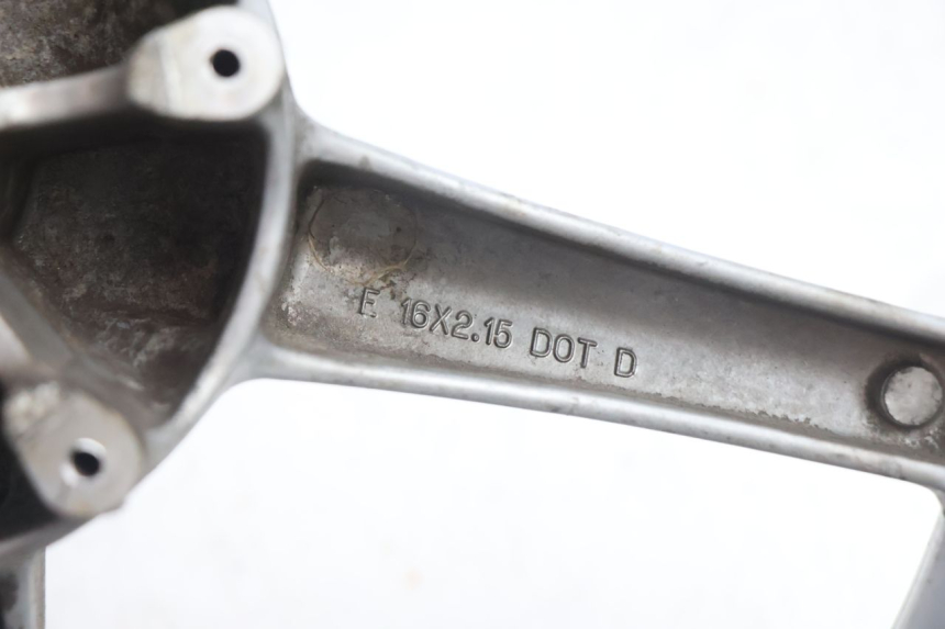 photo de FRONT RIM PIAGGIO LIBERTY 125 (1998 - 2008) - Distinctive features