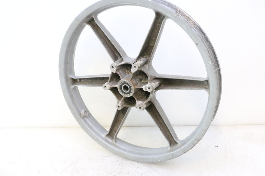 photo de FRONT RIM PIAGGIO LIBERTY 50 (1998 - 2003) - Fixing points details