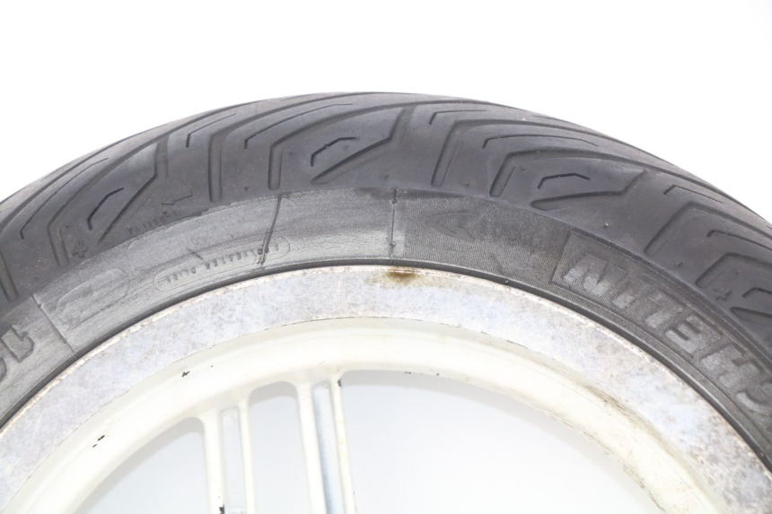 photo de FRONT WHEEL RIM PEUGEOT LUDIX 50 (2008 - 2017) - Fixing points details