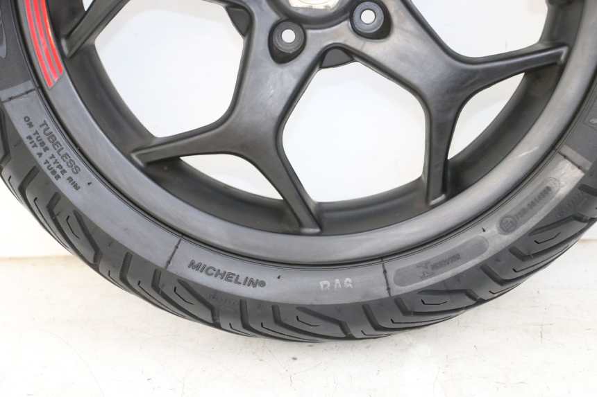 photo de FRONT RIM PIAGGIO MP3 HPE 350 (2018 - 2020) - Additional view of the item