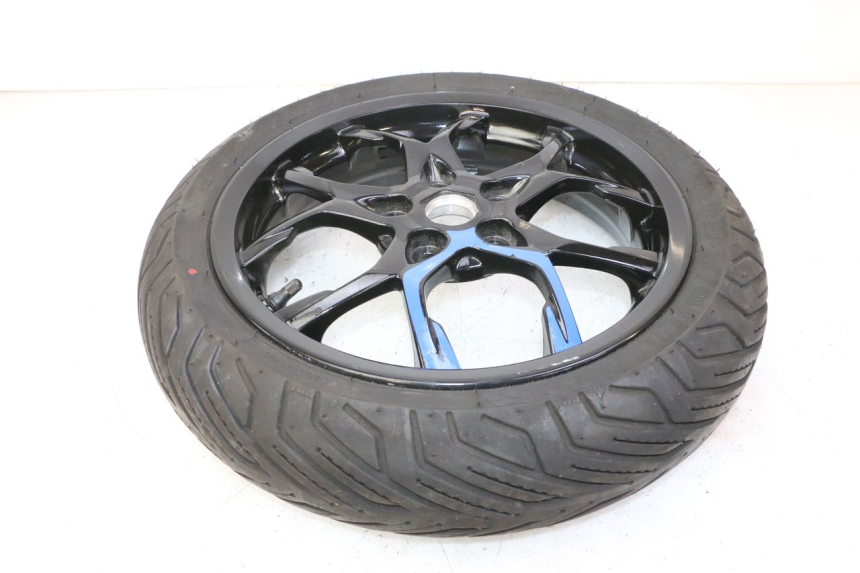 photo de FRONT RIM PIAGGIO MP3 HPE 310 (2024 - 2025) - Additional view of the item