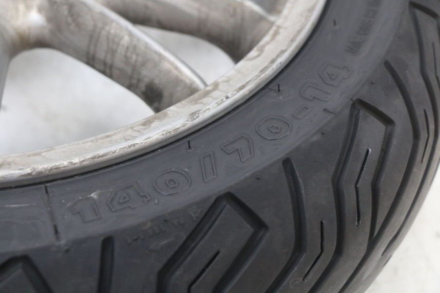 photo de FRONT WHEEL RIM PIAGGIO MP3 LT 400 (2007 - 2012) - Markings and original references