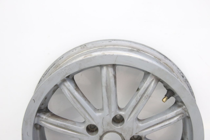 photo de FRONT WHEEL PIAGGIO MP3 RL 250 (2006 - 2010) - Distinctive features