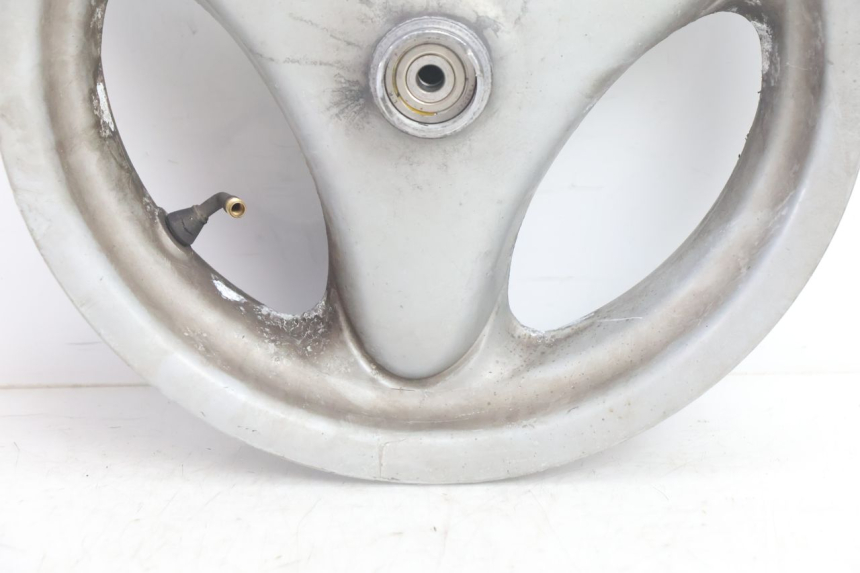 photo de FRONT RIM YAMAHA NEO'S NEOS 2T 50 (1998 - 2007) - Zoom on usage condition