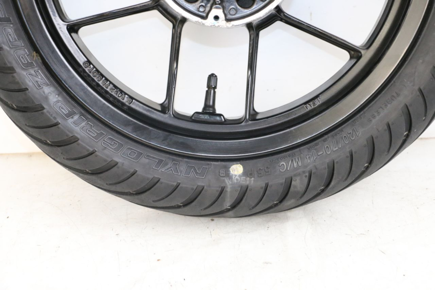 photo de FRONT WHEEL RIM PIAGGIO NEW TYPHOON 50 (2018 - 2021) - Distinctive features