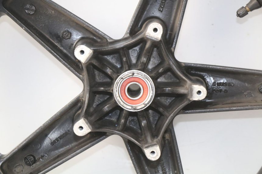 photo de FRONT WHEEL RIM GILERA NEXUS 125 (2009 - 2013) - Markings and original references