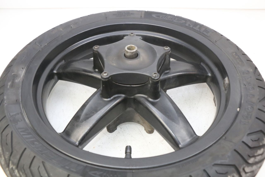 photo de FRONT WHEEL RIM GILERA NEXUS 125 (2009 - 2013) - Zoom on usage condition