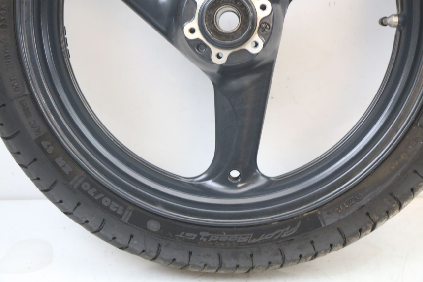 photo de FRONT RIM MOTO GUZZI NORGE 8V GT 1200 (2011 - 2016) - Alternative perspective