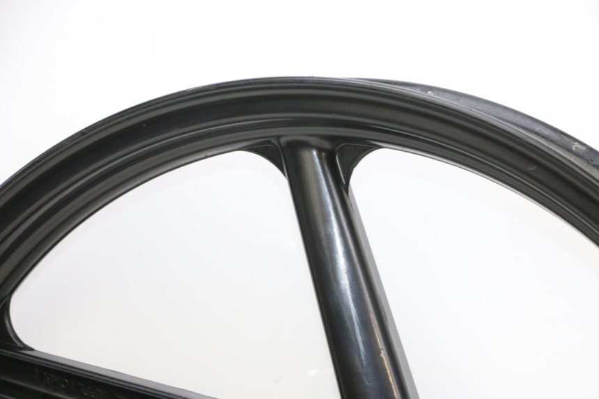 photo de FRONT RIM HONDA NSR R 125 (1994 - 2003) - Focus on structure