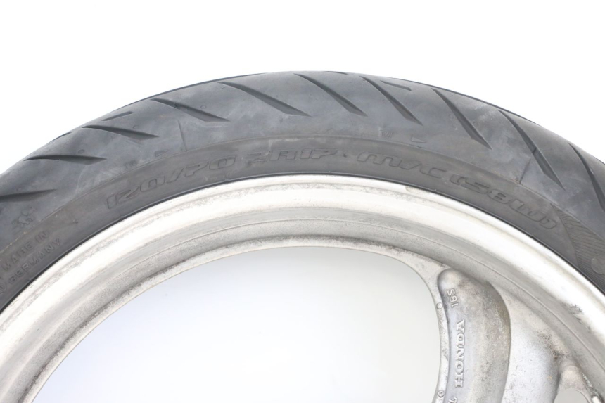 photo de FRONT WHEEL HONDA NTV DEAUVILLE 650 (1998 - 2001) - High-resolution close-up